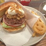 ジョージズ・バーガー - GB BURGER