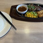 ガスト - ライスと６枚カットステーキ