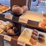 伊三郎製パン - 