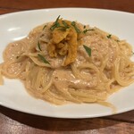 ビストロ ル フルール - ウニクリームパスタ(1/2)   1985円
