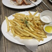 熟成和牛ステーキグリルド エイジング・ビーフ 横浜店 - トリュフポテト　¥715