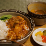 三日月食堂 - 牛さがりカレー