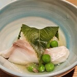 六本木 kappou ukai - 桜鯛とおこわ 桜葉蒸し