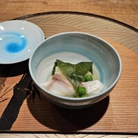 六本木 kappou ukai - 桜鯛とおこわ 桜葉蒸し