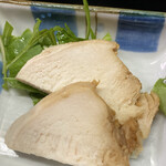 独酌　三四郎 - 鶏肉のチャーシューっぽいの