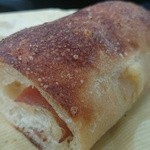 パングロッサリー - 生ハムとステッペンチーズ