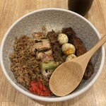 マスミ - 2023/5/19の写真。うずらも美味。