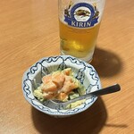 安良居 - アボカドサーモン和え(うまい！