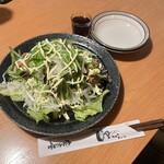 安良居 - 唐揚げの野菜盛り(タンパク質とお野菜同時に摂れる　