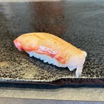 すし大 - イシダイ