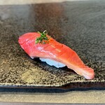 すし大 - カツオ