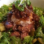 オークウッド - 細かなピクルスが!!品と味がいい丼