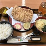 庵古堂 - ジャンボから揚げ定食