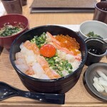 細うどん よしの江 - 