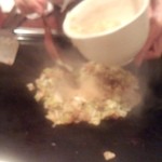 すずめの御宿 - 土手に出汁を投入