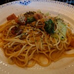 Deux Cafe - チンゲンサイと胡麻のペペロンチーノ(嫁実食)