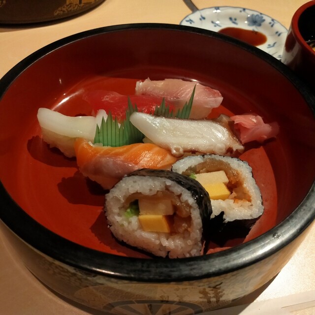 Katsura Sushi photo 2