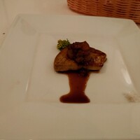 シェ トモ - 