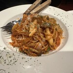 ダイニングキッチンバーアジト - 