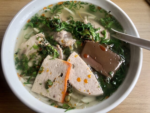 ベトナム料理 HOANG LONG restaurant & karaoke