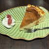 プラレールが走るカフェ 子鉄 - バスク風チーズケーキ