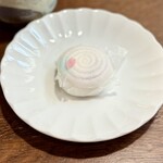 御菓子所 高木 - 「水ぬるむ」上用