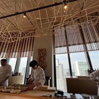 鮨 ラビス 大阪 ヤニック・アレノ - 