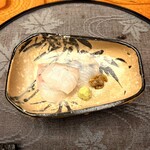 季節料理　なかしま - 最初のお造りは瀬戸内海の天然平目の上身と漬けにしたえんがわが供されました(o^^o)