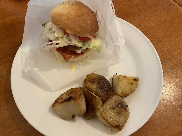 The Rumor Burger photo 2