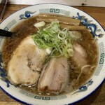八屋 - 正油ラーメン
