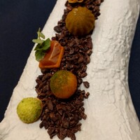 レストラン ローブ - アミューズ（フォアグラムース、フィナンシェ、サクラカジキ？、クロケット、？）