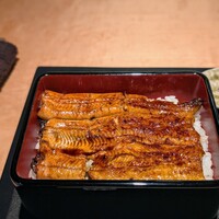 銀座 四代目 高橋屋 銀座店 - 関東風の鰻でうな重