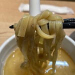 セキレイ - 麺をスープに浸して
