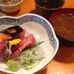 尾張家 - 味噌汁はシジミ赤だし