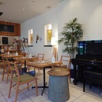 オランジェ カフェウッド - 