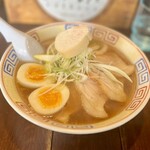 餃子と麺 いせのじょう - 正油チャーシュー