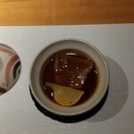 大山鶏と鮮魚 居酒屋 まいか - 牛タンと京蕪の煮込み