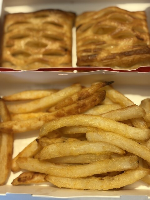 ピザハット 酒田店 - 酒田（ピザ）の写真