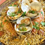 びすとろ Den Den - アサリとエビのパエリア