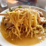 麺屋　たか - 平打ち細麺！限定麺なので月初週のみ食べられます