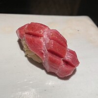 鮨m - 