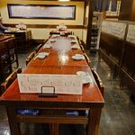 宗平 - 宗平 内観 このようにテーブルを組み替えて宴会対応しています。