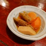 宗平 - お通し（筍と根菜の煮物）350円