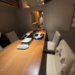 天ぷら 大坂屋 草哲 - 厨房とつながった個室