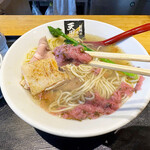 超純水採麺 天国屋 - 桜の花びらを漬け込んで作った「桜ソース」