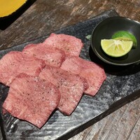 牛牛 西麻布 総本店 - 