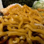 舟場 - 中太麺まで黒い