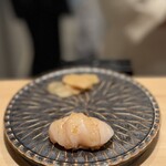 立ち食い鮨極 - ホタテ