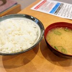 あおぞら - ご飯と味噌汁
