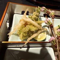 KATO'S DINING & BAR - 